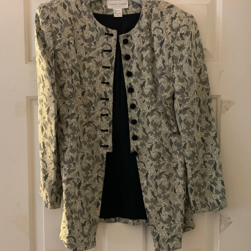 Suit jacket size 4P